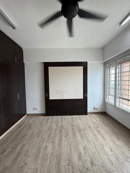 Kondominium untuk Disewa di Continental Heights - Ray Chong - Bedroom - PropertyGuru.com.my