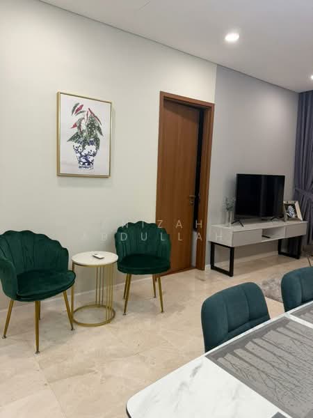 Servis Apartment untuk Disewa di Sky Suites @ KLCC - Anizah Abdullah - Living Room - PropertyGuru.com.my