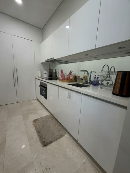 Servis Apartment untuk Disewa di Sky Suites @ KLCC - Anizah Abdullah - Kitchen - PropertyGuru.com.my