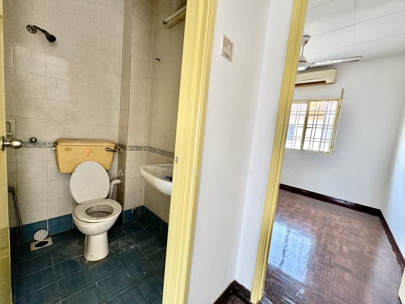 Rumah Teres 2 Tingkat untuk Dijual di Setia Impian (Setia Alam) - Jansen Khoo - Bathroom - PropertyGuru.com.my