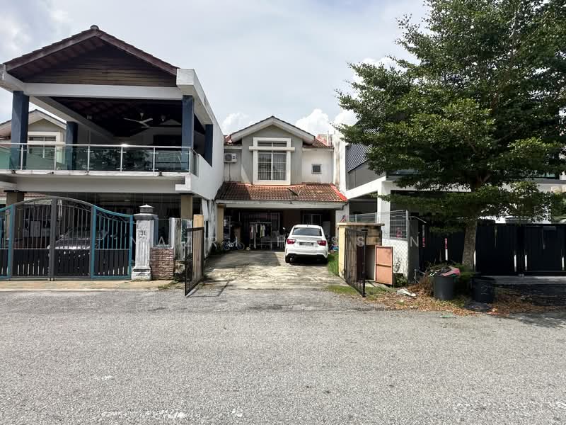 2-storey Terraced House for Sale in Taman Desa Mas (Rawang) - Nazri Hassan - PropertyGuru.com.my