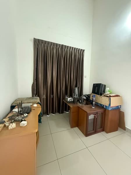 2-storey Terraced House for Sale in Taman Bestari Indah (Ulu Tiram) - May Khoo - Study - PropertyGuru.com.my