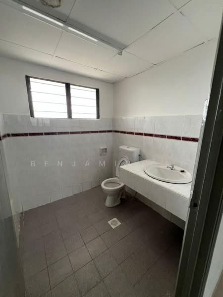 Apartment for Sale at Seri Mutiara Apartment - Benjamin Ong - Bathroom - PropertyGuru.com.my