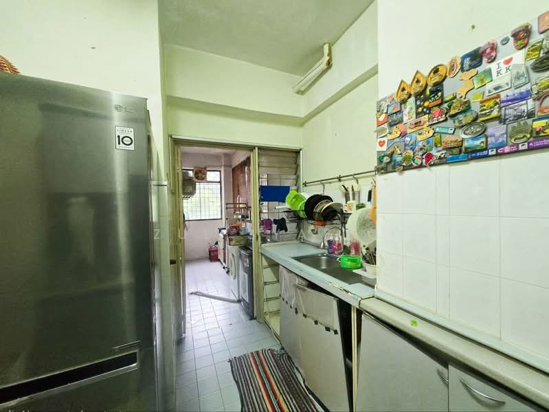 Condominium for Sale at Emerald Hill Condominium - Zul Syafiq - Kitchen - PropertyGuru.com.my