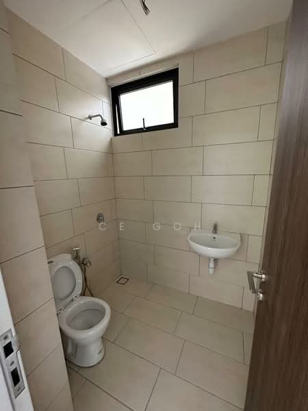 Kondominium untuk Dijual di Valencia Residence - CE Goh - Bathroom - PropertyGuru.com.my