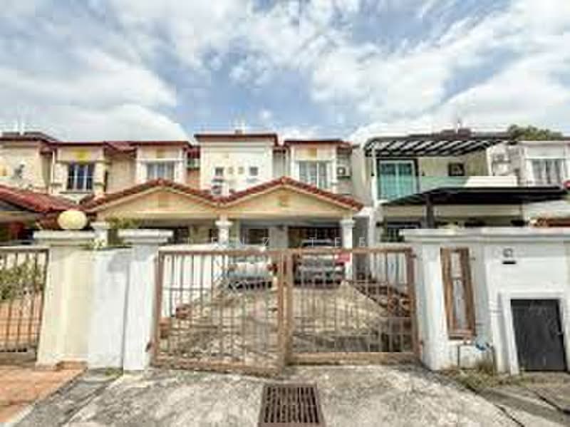 Rumah Teres 2 Tingkat untuk Dijual di Taman Putra Prima (Puchong) - Lenz Tee - Exterior - PropertyGuru.com.my