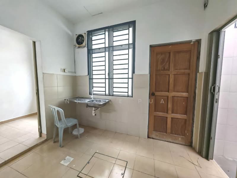 2-storey Terraced House for Sale in Taman Nusa Sentral (Iskandar Puteri (Nusajaya)) - Nicole Pua - Kitchen - PropertyGuru.com.my