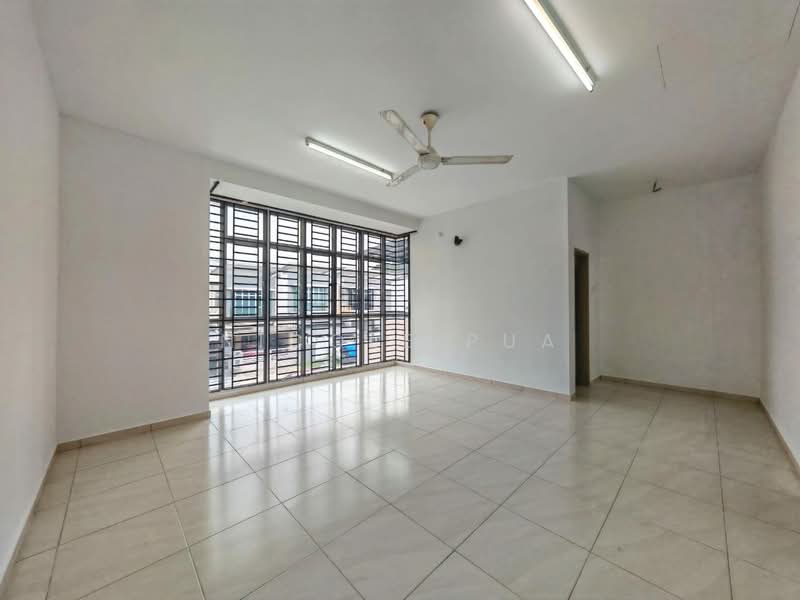 2-storey Terraced House for Sale in Taman Nusa Sentral (Iskandar Puteri (Nusajaya)) - Nicole Pua - Living Room - PropertyGuru.com.my