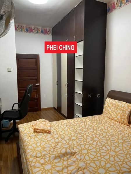3-storey Terraced House for Sale in Teluk Kumbar (Penang) - Phei Ching - Bedroom - PropertyGuru.com.my