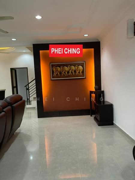 3-storey Terraced House for Sale in Teluk Kumbar (Penang) - Phei Ching - Living Room - PropertyGuru.com.my