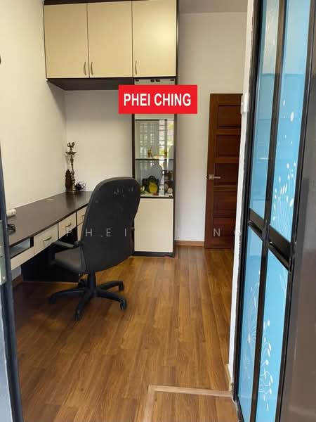 3-storey Terraced House for Sale in Teluk Kumbar (Penang) - Phei Ching - Study - PropertyGuru.com.my