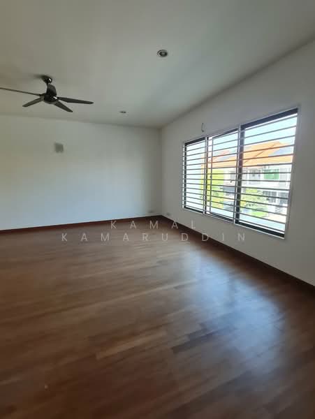 Rumah Teres 2 Tingkat untuk Dijual di Alam Impian (Shah Alam) - Kamal Kamaruddin - Living Room - PropertyGuru.com.my