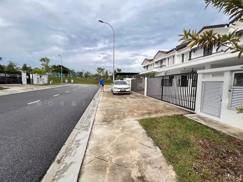 2-storey Terraced House for Sale in Alam Sari (Bangi) - Noraini Mohamad - PropertyGuru.com.my