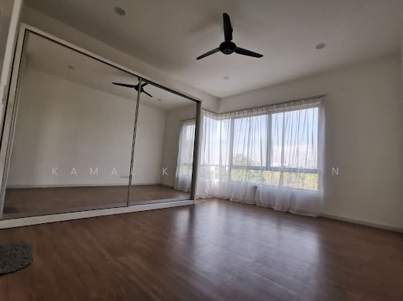 Rumah Berkembar untuk Dijual di Tropicana Heights (Kajang) - Kamal Kamaruddin - Bedroom - PropertyGuru.com.my