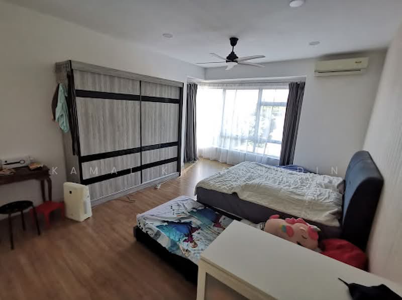 Rumah Berkembar untuk Dijual di Tropicana Heights (Kajang) - Kamal Kamaruddin - Bedroom - PropertyGuru.com.my