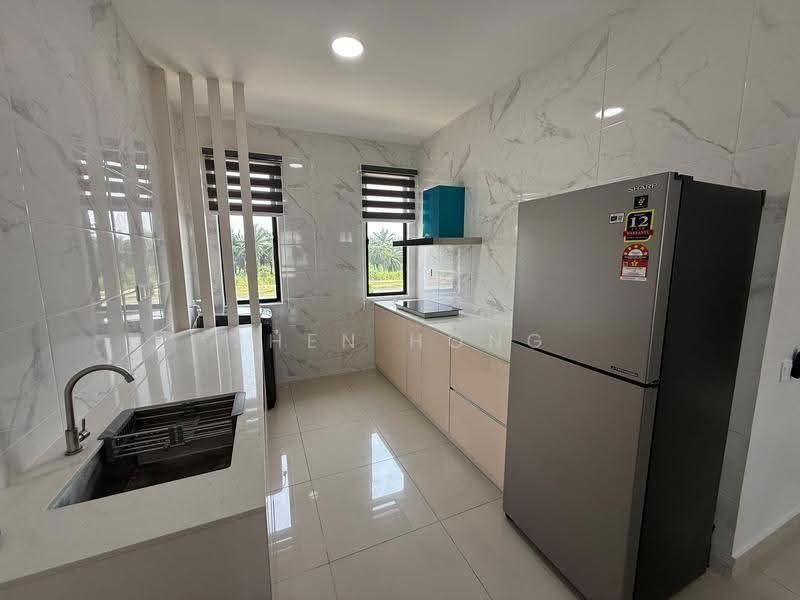 Rumah Teres 2-Tingkat untuk Disewa di Bandar Cassia (Batu Kawan) - Zhen Hong - Kitchen - PropertyGuru.com.my