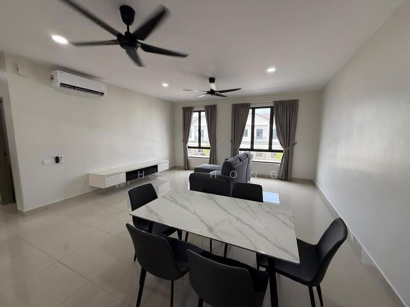 Rumah Teres 2-Tingkat untuk Disewa di Bandar Cassia (Batu Kawan) - Zhen Hong - Living Room - PropertyGuru.com.my
