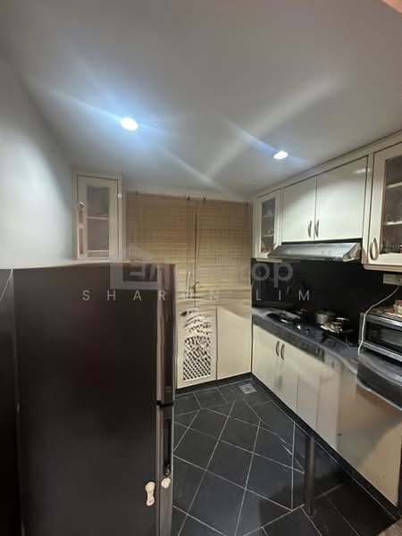 Pangsapuri untuk Dijual di Subang Perdana Goodyear Court 10 - Sharon Lim - Kitchen - PropertyGuru.com.my