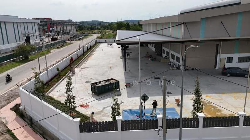 Kilang untuk Disewa di Bandar Puncak Alam (Puncak Alam) - Fanny Wong - Exterior - PropertyGuru.com.my