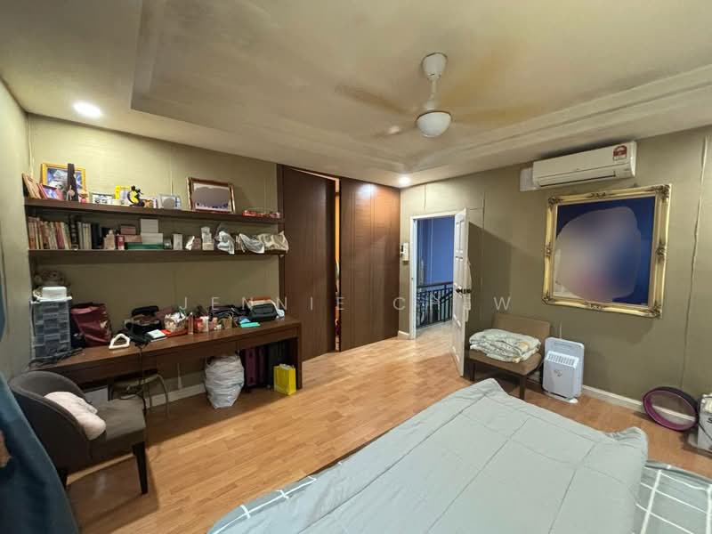 Cluster House for Sale in Austin Heights (Tebrau) - Jennie Chew - Bedroom - PropertyGuru.com.my