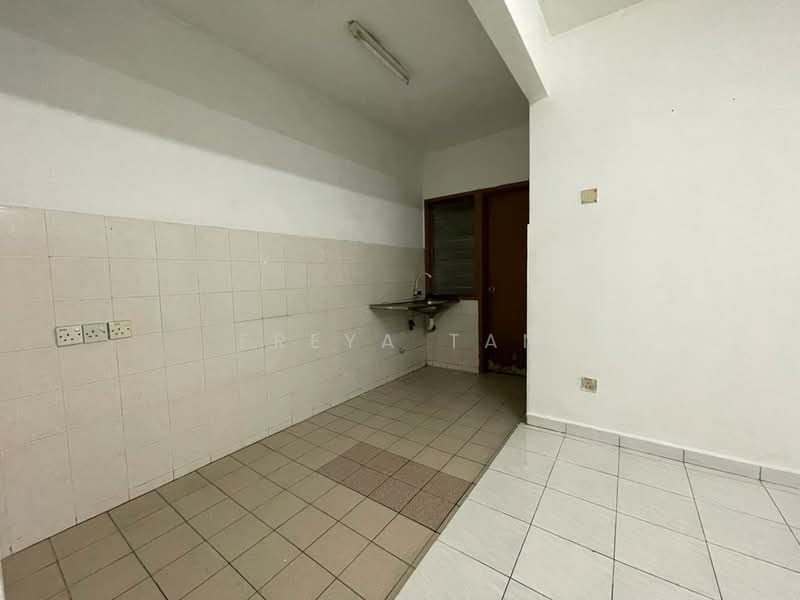 Pangsapuri untuk Dijual di Pangsapuri Suria Subang - Freya Tan - PropertyGuru.com.my