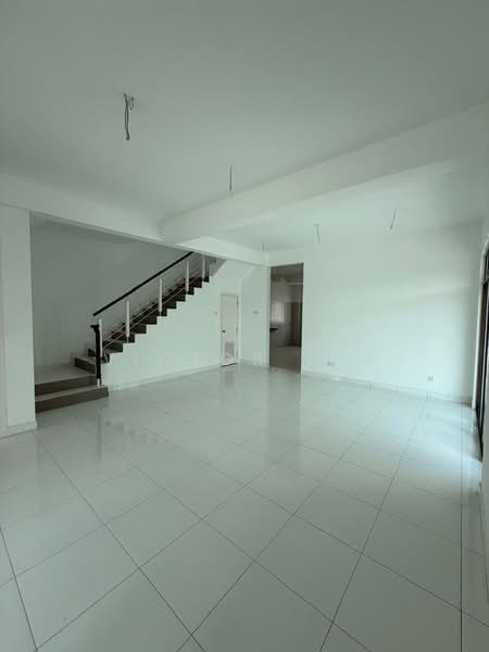 Rumah Teres 2 Tingkat untuk Dijual di Bandar Dato Onn (Tebrau) - Victor Lim - Living Room - PropertyGuru.com.my