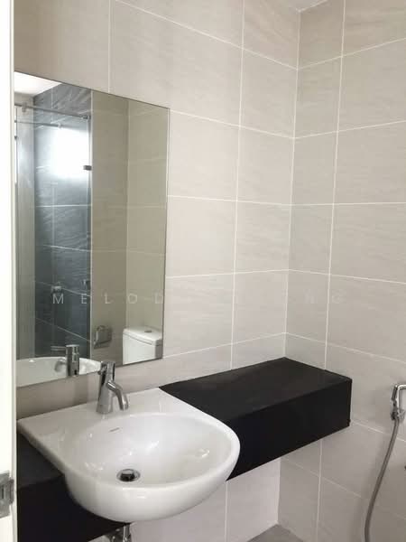Servis Apartment untuk Disewa di Pearl Suria - Melody Soong - Bathroom - PropertyGuru.com.my