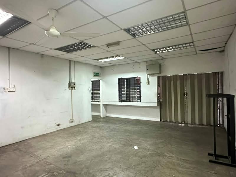 Factory for Rent in Taman Tan Sri Yaacob (Johor Bahru) - Alviss Tay - Interior - PropertyGuru.com.my