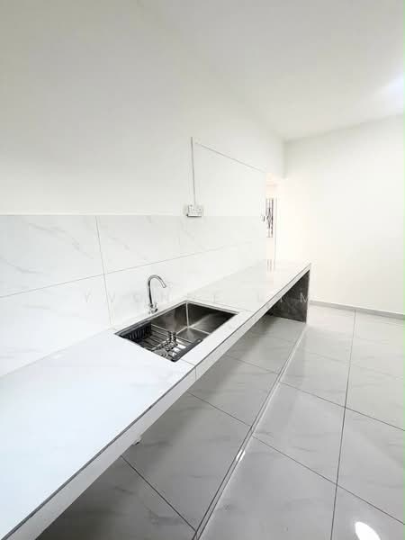 Flat for Sale at Taman Cempaka - Yvonne Lim - Kitchen - PropertyGuru.com.my