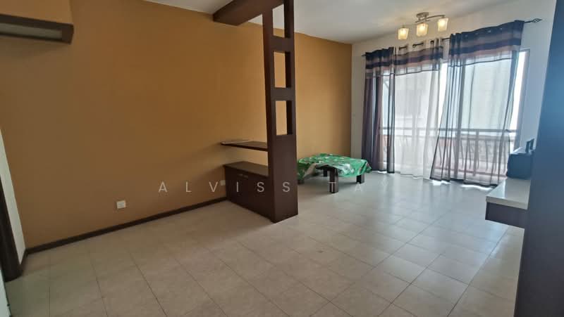 Townhouse for Sale in Taman Tampoi Indah (Tampoi) - Alviss Tay - Living Room - PropertyGuru.com.my