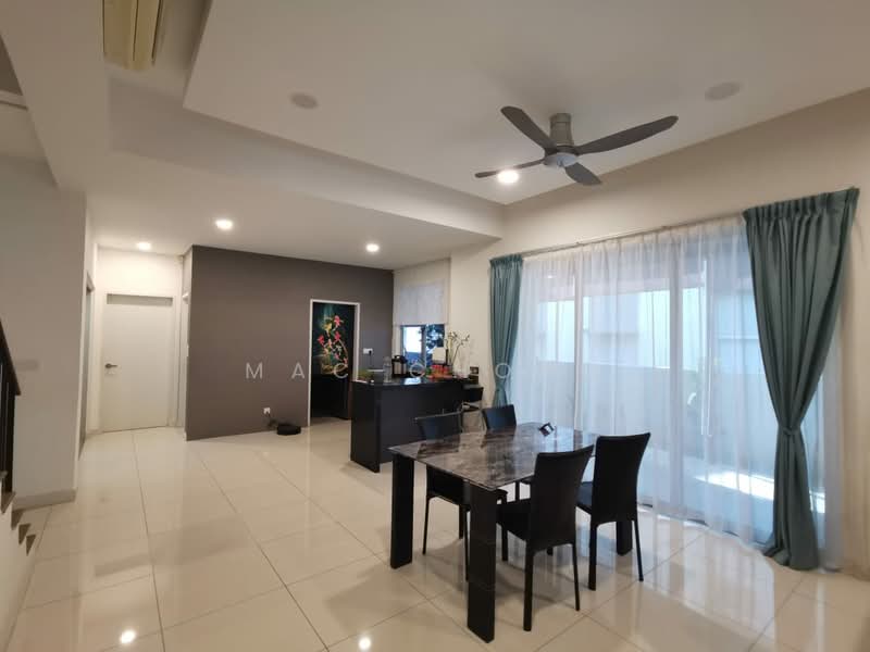 Rumah Berkembar untuk Dijual di Tropicana Heights (Kajang) - Mac Chong - Dining Room - PropertyGuru.com.my