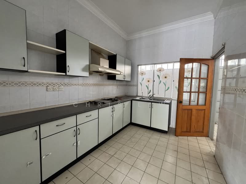 Rumah Teres 2 Tingkat untuk Dijual di Puchong (Selangor) - CHRIS LEW - Kitchen - PropertyGuru.com.my