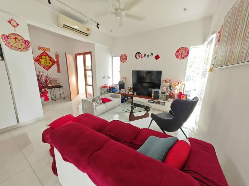 Rumah Berkembar untuk Dijual di Tropicana Heights (Kajang) - Mac Chong - Living Room - PropertyGuru.com.my
