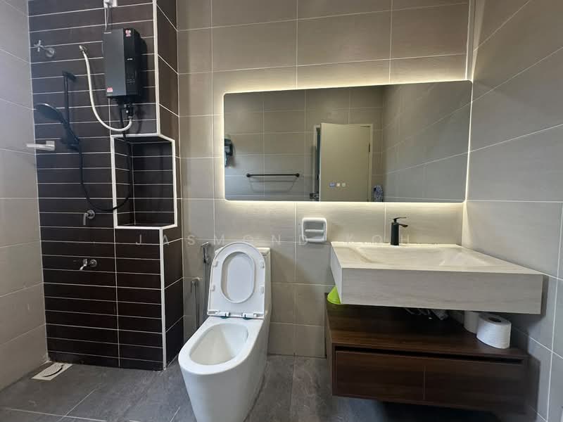 Rumah Berkembar untuk Dijual di Kampung Dato Onn Jaafar (Johor Bahru) - Jasmond Koh - Bathroom - PropertyGuru.com.my