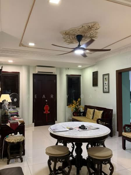 Rumah Berkembar untuk Dijual di Usj 5 (Subang Jaya) - Pearly Gan - Living Room - PropertyGuru.com.my