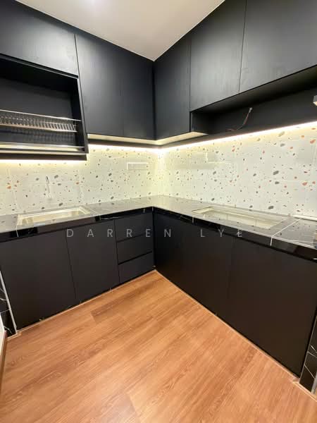 Flat for Sale at Green Garden - Darren Lye - Kitchen - PropertyGuru.com.my
