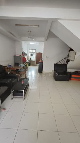 2.5-storey Terraced House for Sale in Senai (Johor) - Jasmond Koh - Living Room - PropertyGuru.com.my