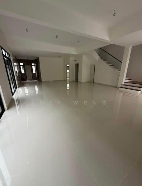 Rumah Teres 2 Tingkat untuk Dijual di Bandar Sri Sendayan (Negeri Sembilan) - Zoey Wong - Living Room - PropertyGuru.com.my