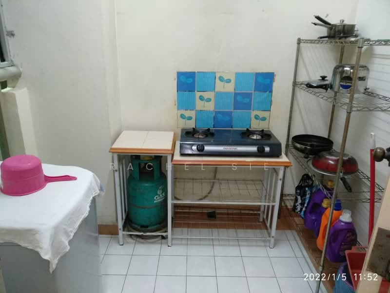 Kondominium untuk Dijual di Pelangi Utama - Rachel Sie - Kitchen - PropertyGuru.com.my