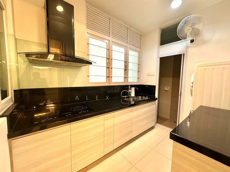 Kondominium untuk Disewa di Fettes Residence - Alex Lim - Kitchen - PropertyGuru.com.my