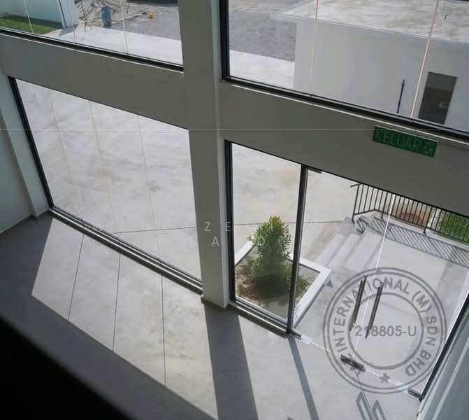 Gudang untuk Dijual di Sepang (Selangor) - Wan Azemi Wan Daud - Entrance - PropertyGuru.com.my