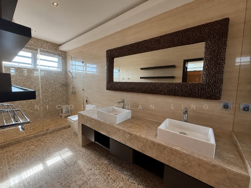Rumah Banglo untuk Dijual di Kuching (Sarawak) - Nicola Chan - Bathroom - PropertyGuru.com.my