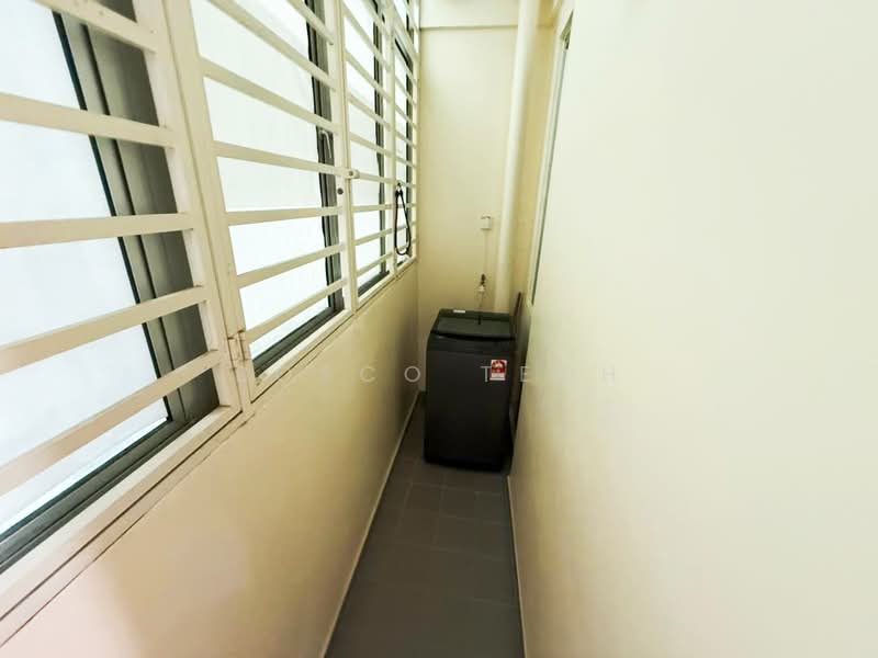 Kondominium untuk Disewa di The Golden Triangle Condominium - Bosco Teoh - Balcony - PropertyGuru.com.my