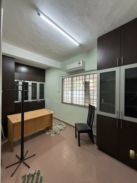 Rumah Teres untuk Disewa di Usj 2 (Subang Jaya) - Rachel Sie - Study - PropertyGuru.com.my