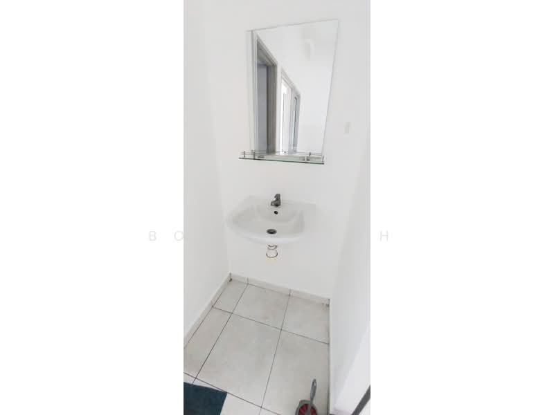 Kondominium untuk Disewa di The Golden Triangle Condominium - Bosco Teoh - Bathroom - PropertyGuru.com.my