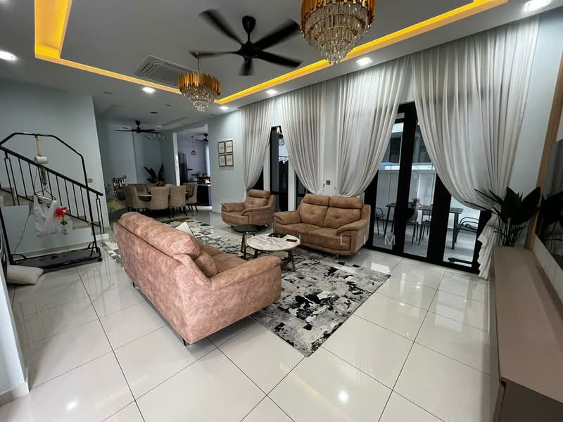 2-storey Terraced House for Sale in Taman Desa Tebrau (Tebrau) - Hui Hui Lim - Living Room - PropertyGuru.com.my