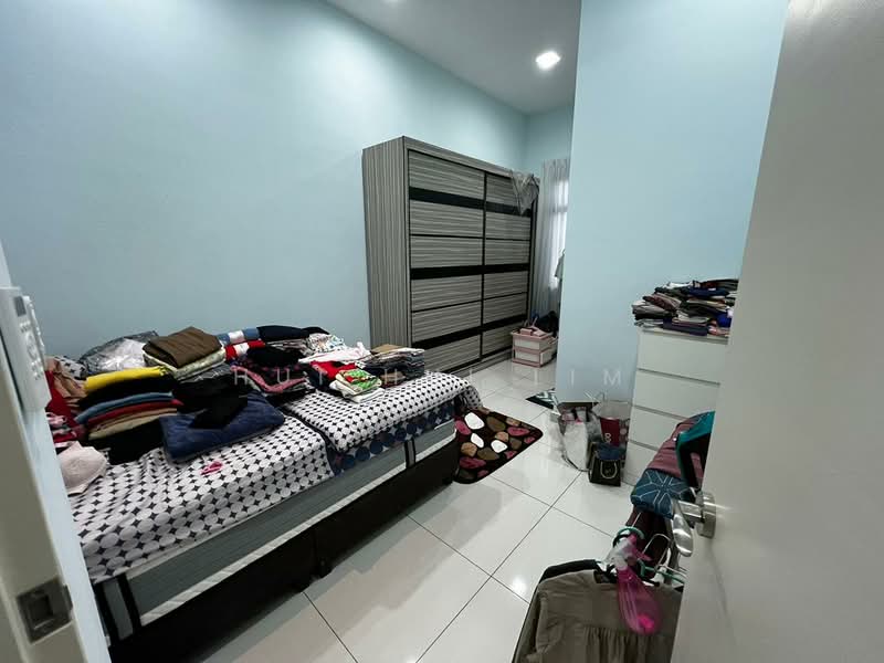 2-storey Terraced House for Sale in Taman Desa Tebrau (Tebrau) - Hui Hui Lim - Bedroom - PropertyGuru.com.my