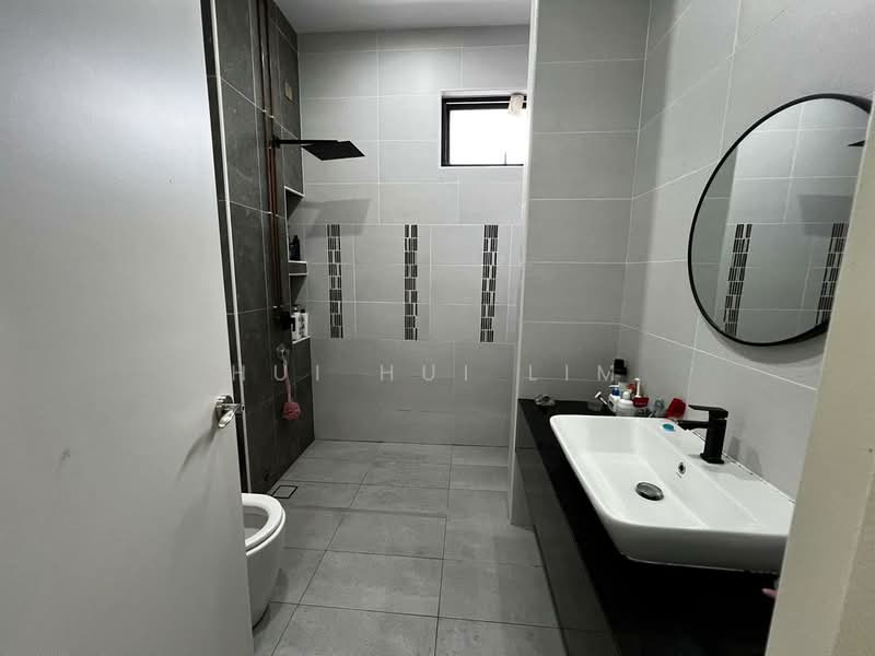 2-storey Terraced House for Sale in Taman Desa Tebrau (Tebrau) - Hui Hui Lim - Bathroom - PropertyGuru.com.my