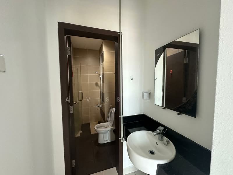 Condominium for Rent at KSL D'Esplanade Residence - Alviss Tay - Bathroom - PropertyGuru.com.my