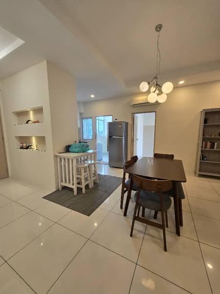 Condominium for Rent at The Latitude Condominium - Alex Lim - Dining Room - PropertyGuru.com.my